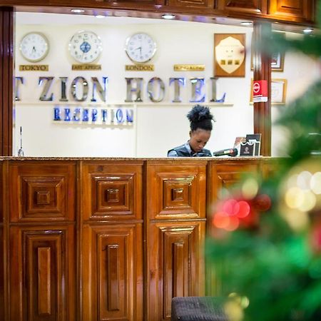 Mt. Zion Hotel คัมพาลา ภายนอก รูปภาพ