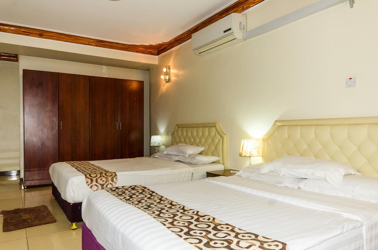 Mt. Zion Hotel คัมพาลา ภายนอก รูปภาพ
