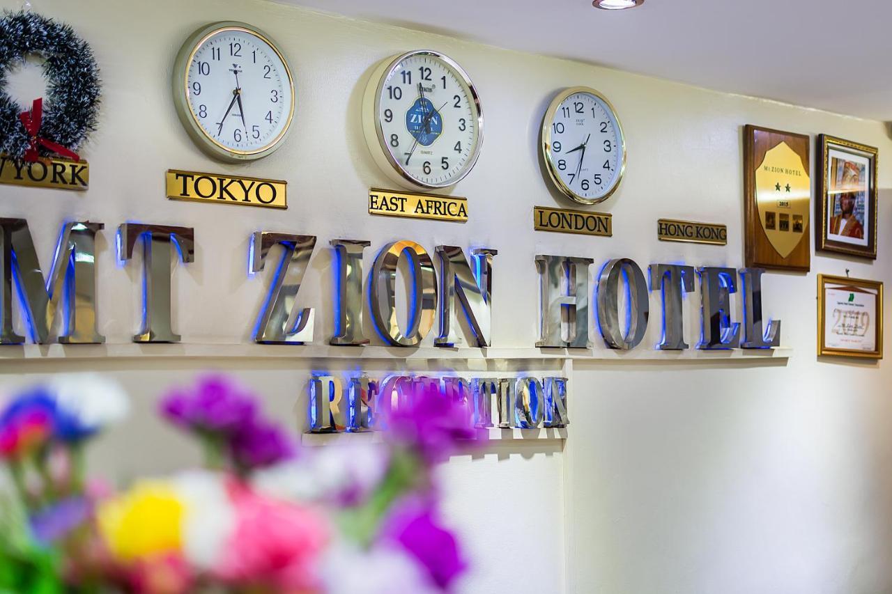 Mt. Zion Hotel คัมพาลา ภายนอก รูปภาพ